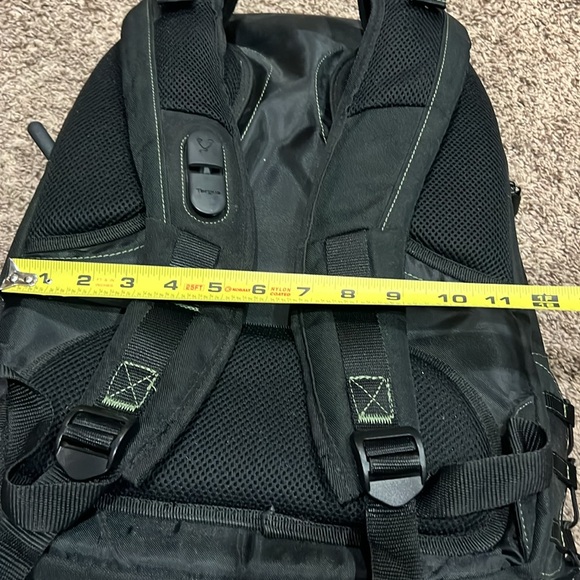 Backpack - Picture 4 of 12